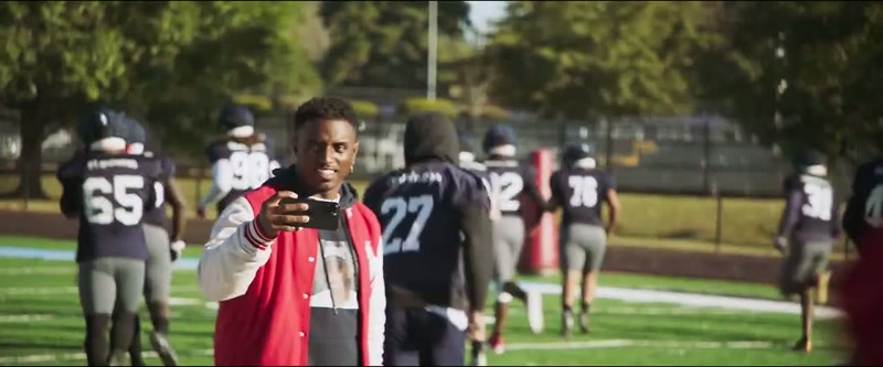 {\an8}[Deion Jr.] Everyone has know their role in like, specific things