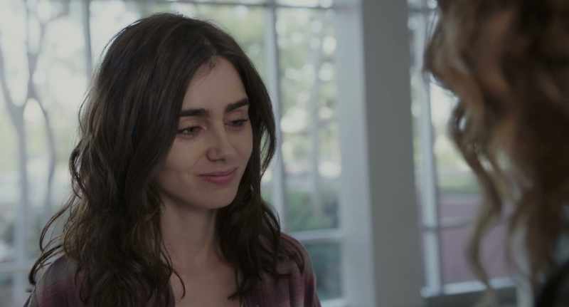 {\an8}Ellen... be strong, okay?