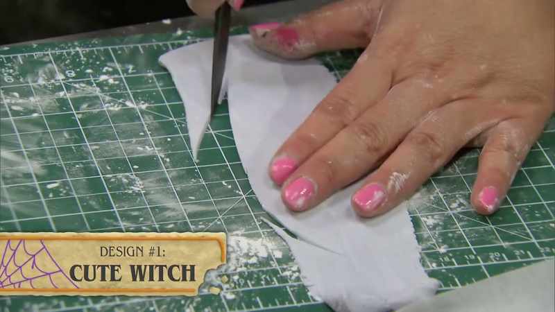 {\an8}First thing I start on the witch