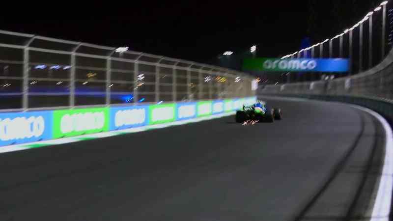 {\an8}Nice first lap. How's the balance?
