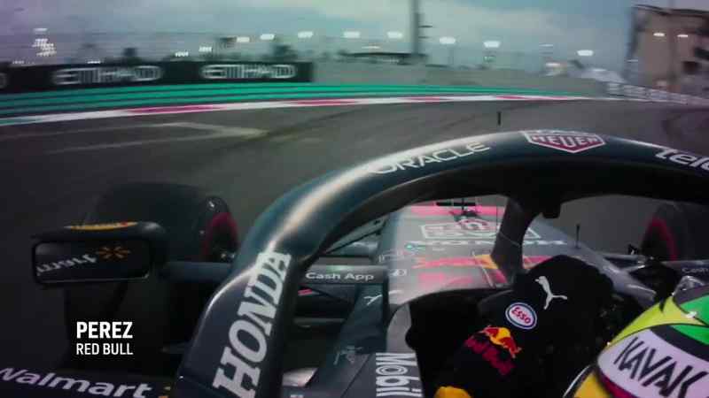 {\an8}This pace is good, Checo