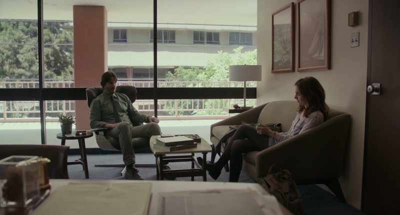 {\an8}-I'm not crazy about your name. - What?