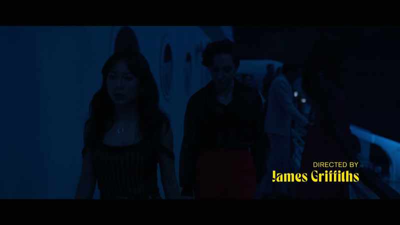 {\an8}I'm sorry, but we were told before we booked this vessel