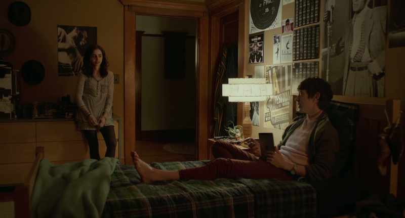 {\an8}It can be your pick. It doesn't even have to be on Mr. Gold's essential 100