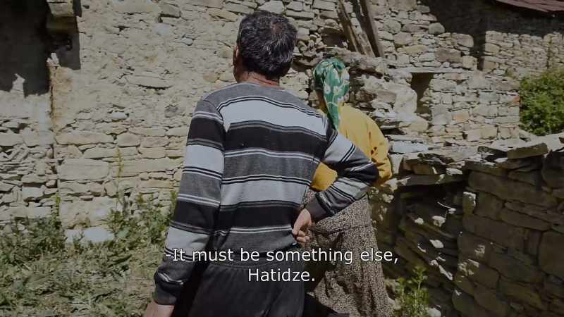 {\An8}It must be something else, Hatidze