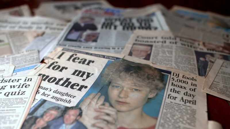 {\an8}I've been completely against the fact that my father should be released