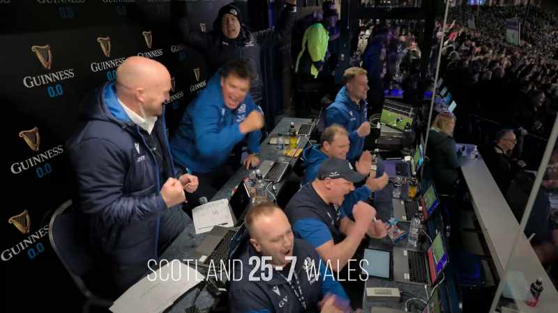 {\an8}Just a Finn Russell master class