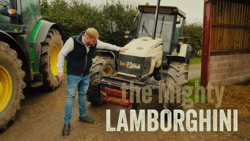 {\an8}MAHTAVA LAMBORGHINI