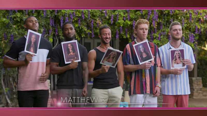 {\an8}[Nikki] And while Matthew and Cameron didn't match at first glance