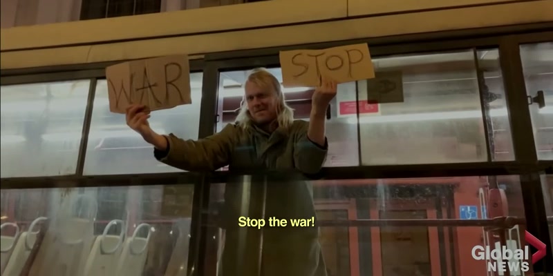 {\an8}- Protests tonight across Russia
