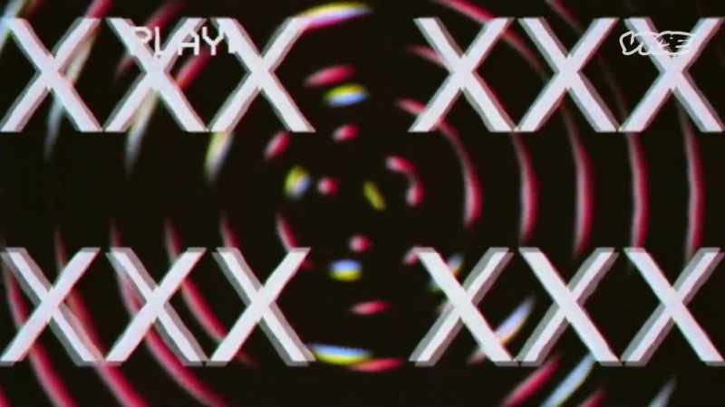 {\an8}♪♪