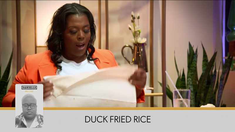 {\an8}So, it's fried rice