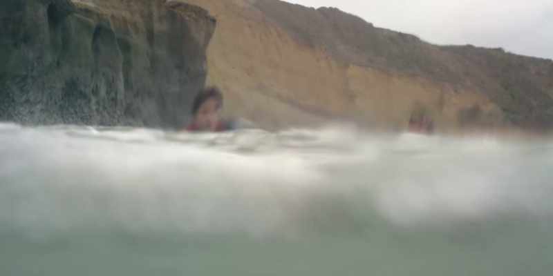 {\an8}[Summer coughs] [water surges]