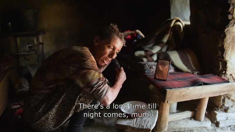 {\An8}There's a long time till, night comes, mum