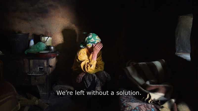 {\an8}We're left without a solution