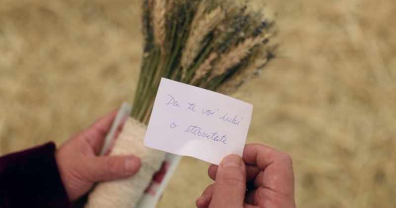 {\an8}YES, I'LL LOVE YOU FOREVER