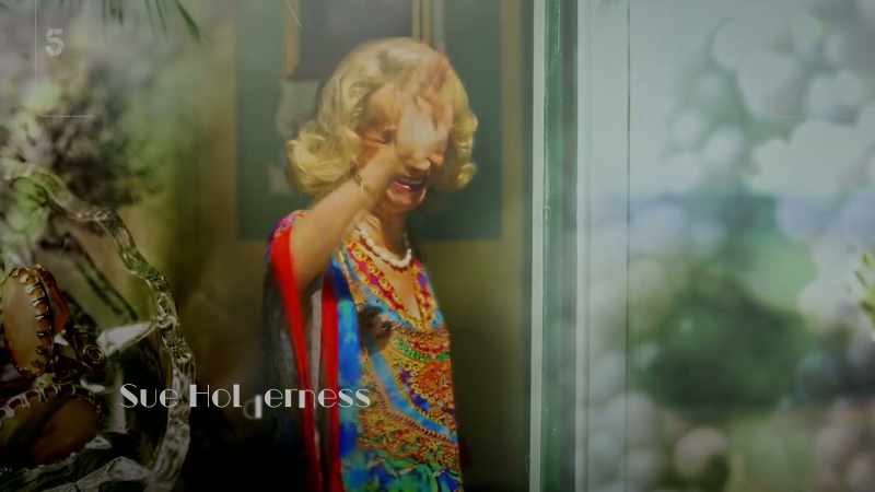 {\an8}# Your smile came from nowhere