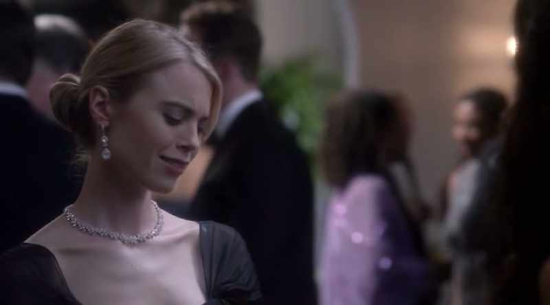 And again, you look stunning