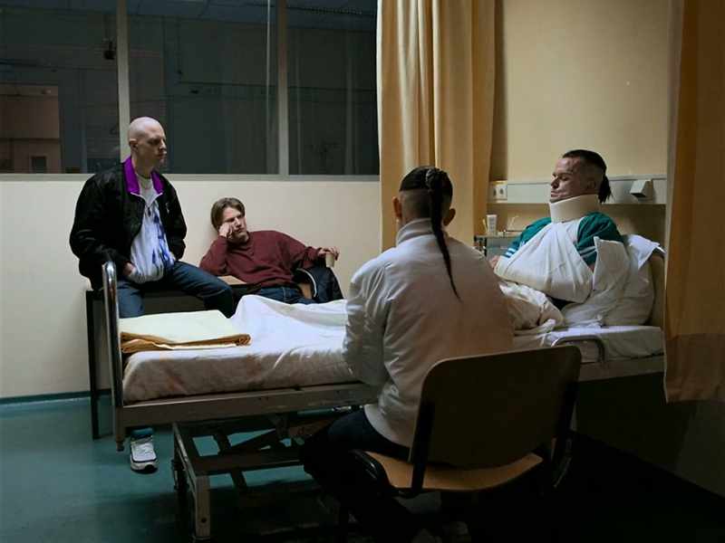And your arm? - It's broken in two places