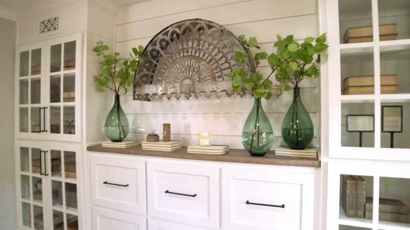 And I can add French country elements