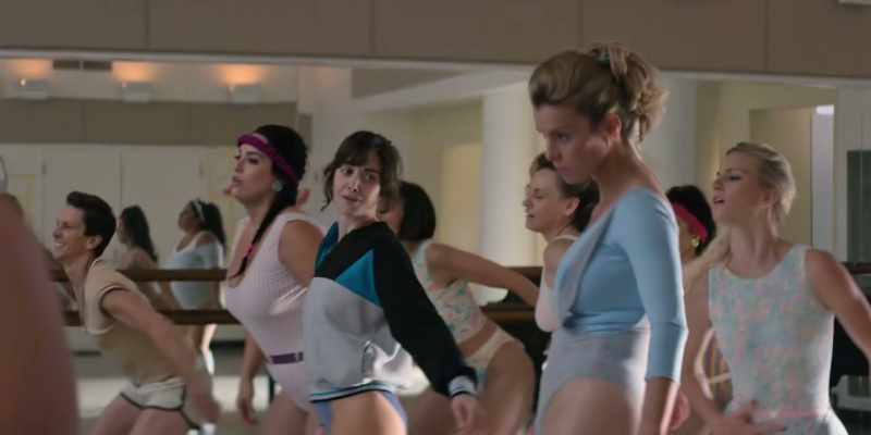 �� And I feel your body Close to mine ♪