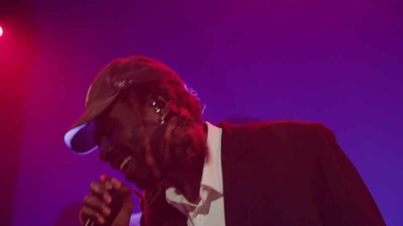 �� And I know he's better than me ♪ -GRAZIE