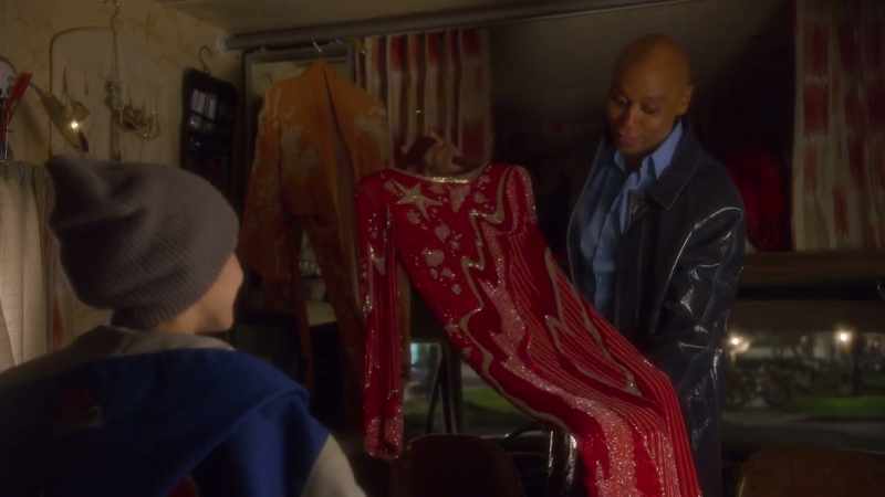 And I love this. I would look fabulous in it