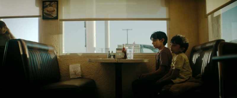 �� And I need you here with me ♪