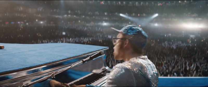 �� And I think it's gonna be A long, long time ♪