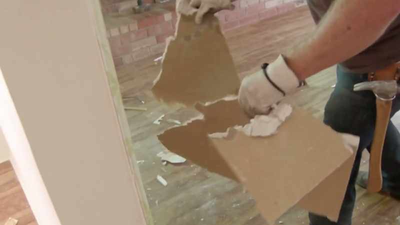 and-open-up-the-living-room-the-kitchen