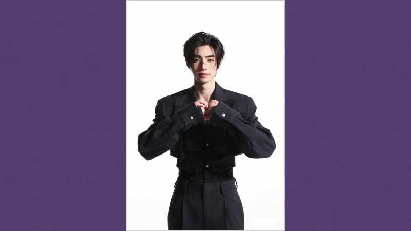And for Sunghoon, he wears more structured pieces