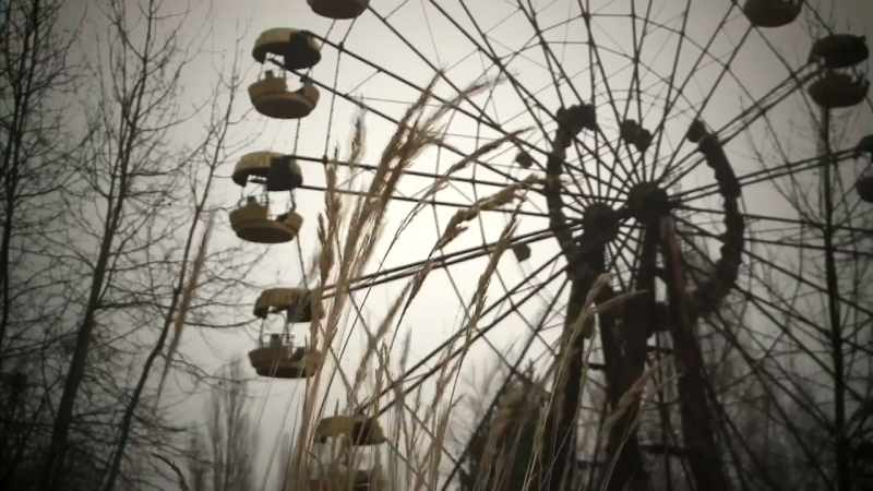 And the Ferris wheel that never turned