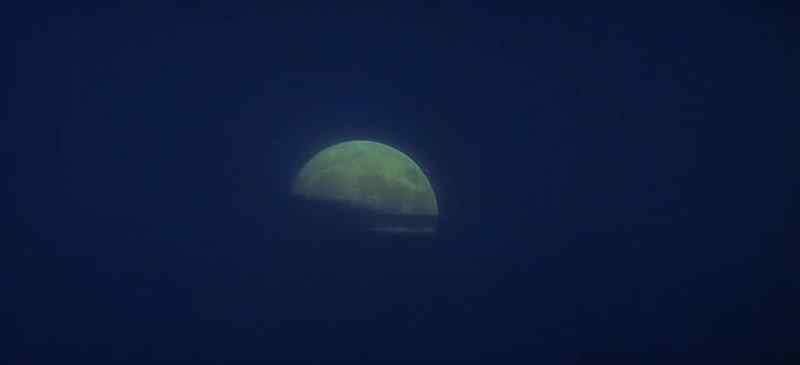 and the lesser light, to rule the night