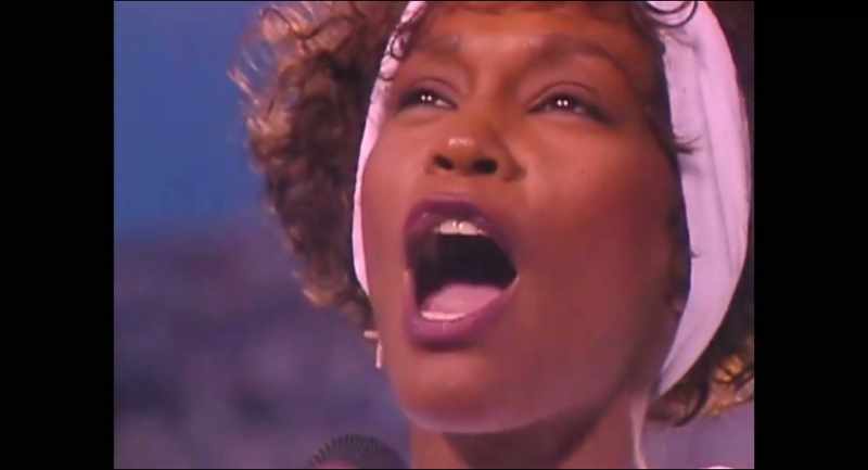 �� And the rockets' red glare ♪