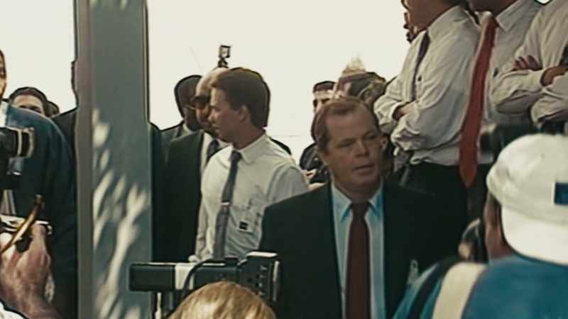 AND, UH, I, I DETECT SOME MOVEMENT THROUGH THE CROWD