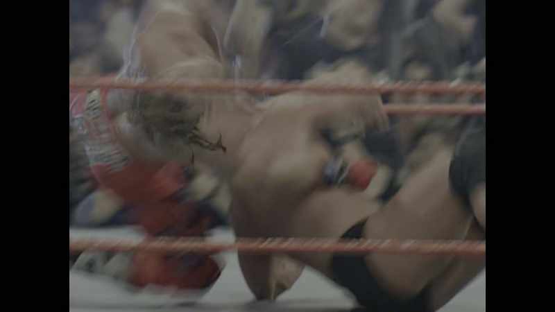 [announcer 1] Michaels going for another kick. Austin