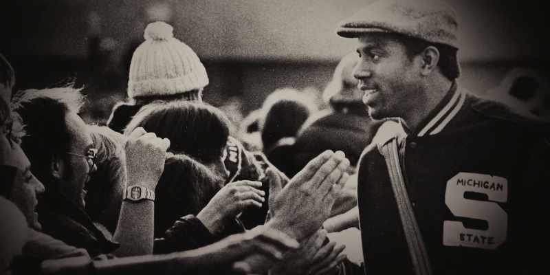 [announcer 2] Magic Johnson comes from the Lansing area