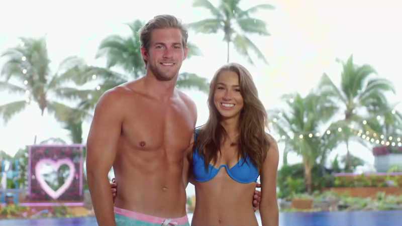 >> Announcer: AND SAID HELLO TO OUR FINAL FOUR COUPLES