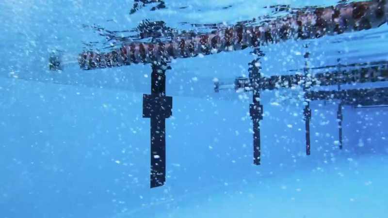 [announcer] Carpenter is an exceptional swimmer