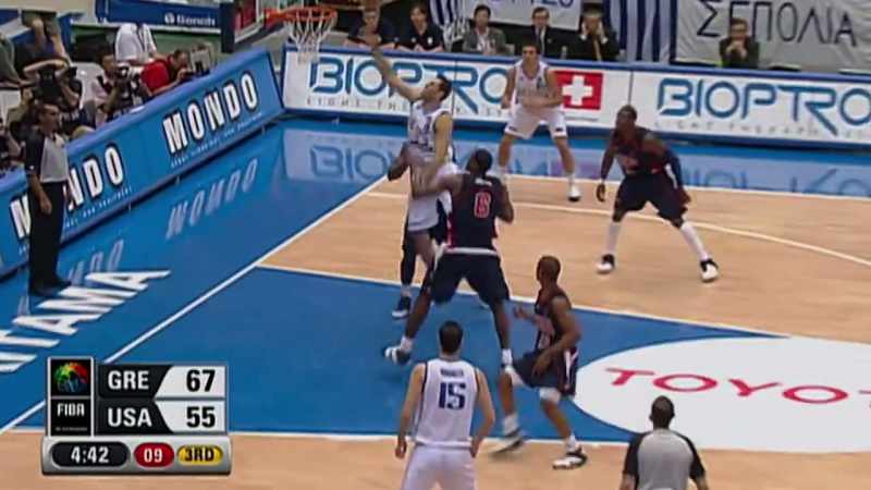 [announcer] Diamantidis, a pass back inside to go to the hoop