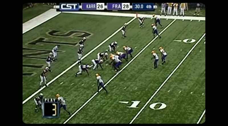 ANNOUNCER: He will snap it with about one second to go, he does
