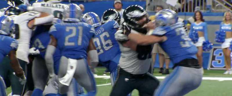 [announcer] It's Gainwell. It is... a touchdown!