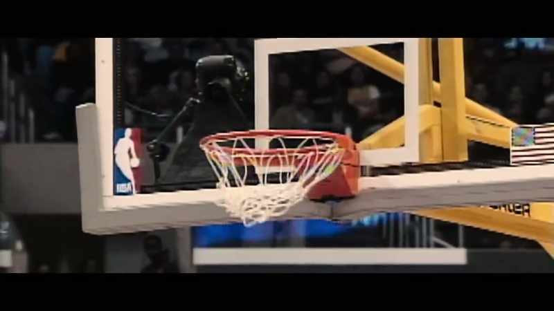 [announcer] Kobe again! Yessir!
