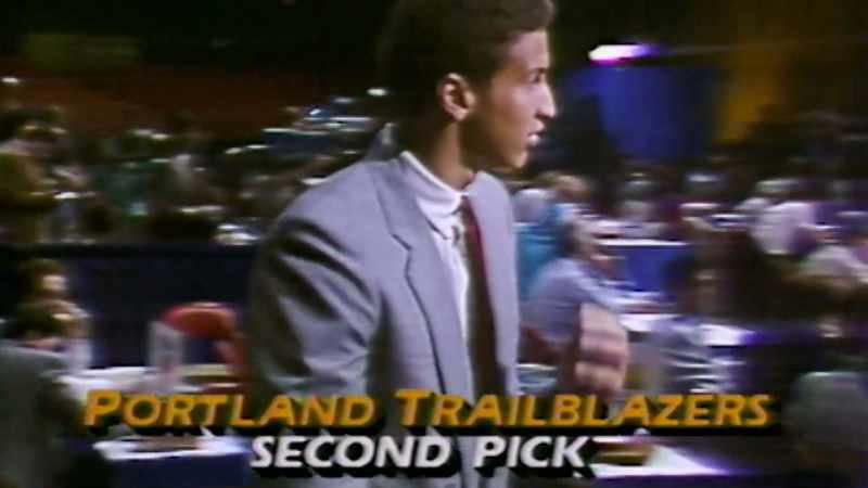 [announcer] Michael Jordan seems to be the next one up