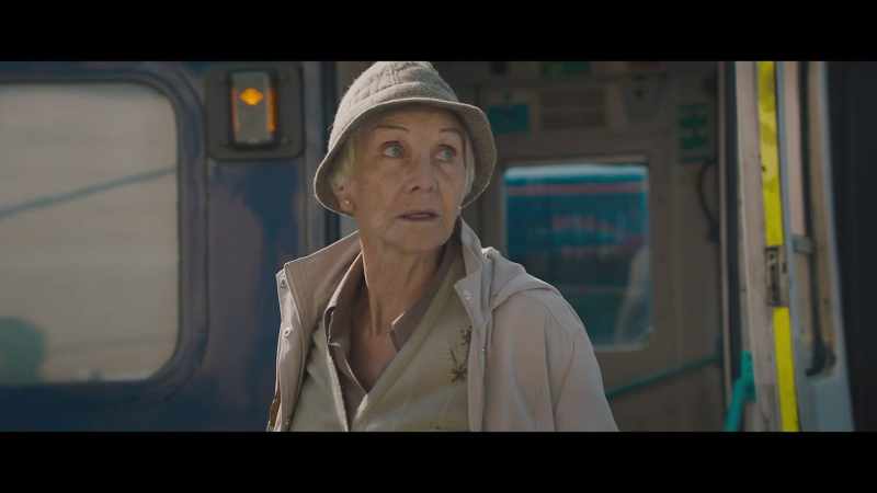 (Announcer) 'The train just arrived at platform two is the Caledonian Sleeper...'