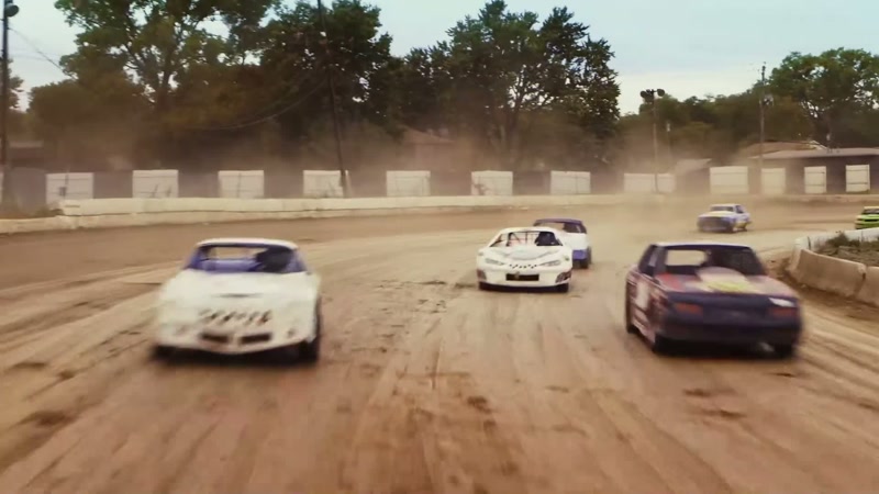 Announcer: The white flag is out