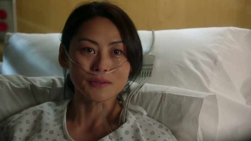 Anyone else looks away when they see someone's pain