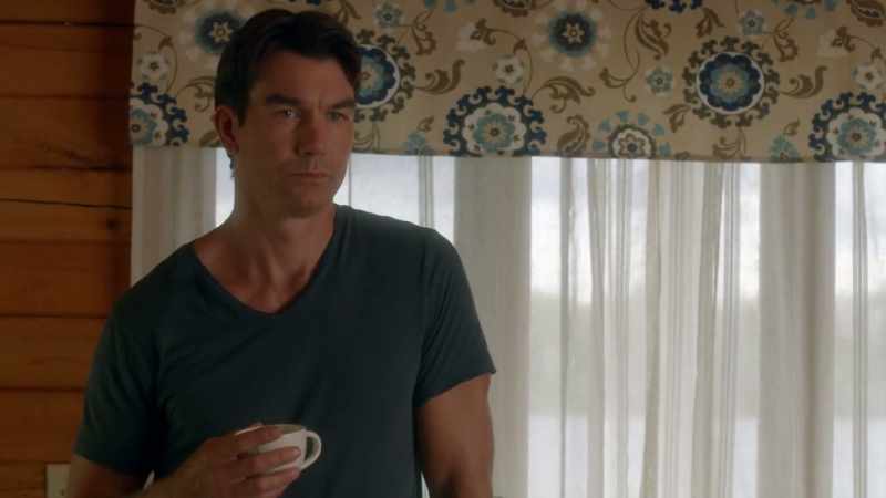 Ape: Detective Sam Shaw. [purring]