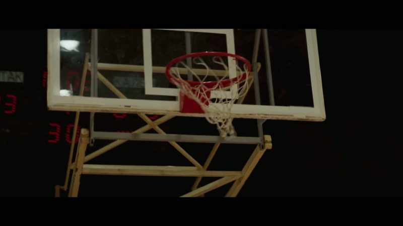 aproape un slam dunk! Kalev înscrie rapid!