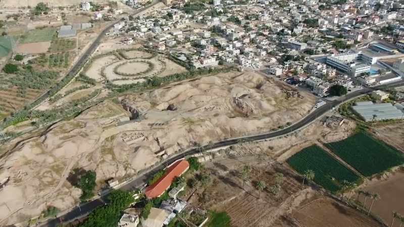 Archeologists long believed a muddy hill was that remained